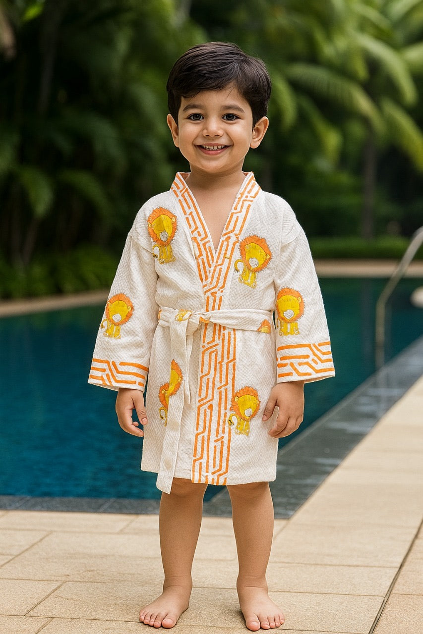 Unisex Orange Lion Print Bathrobe