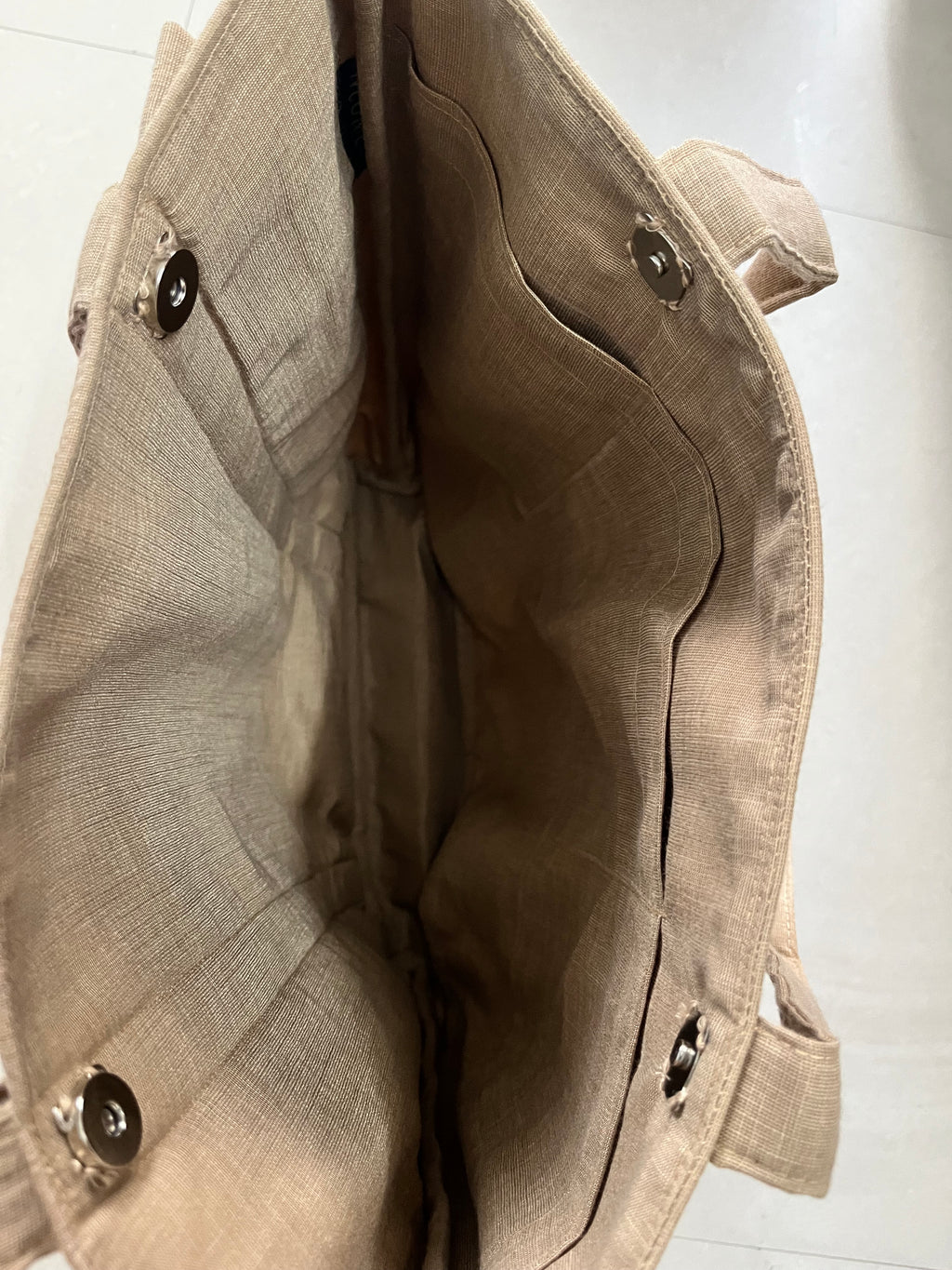 Ruffle trio handbags