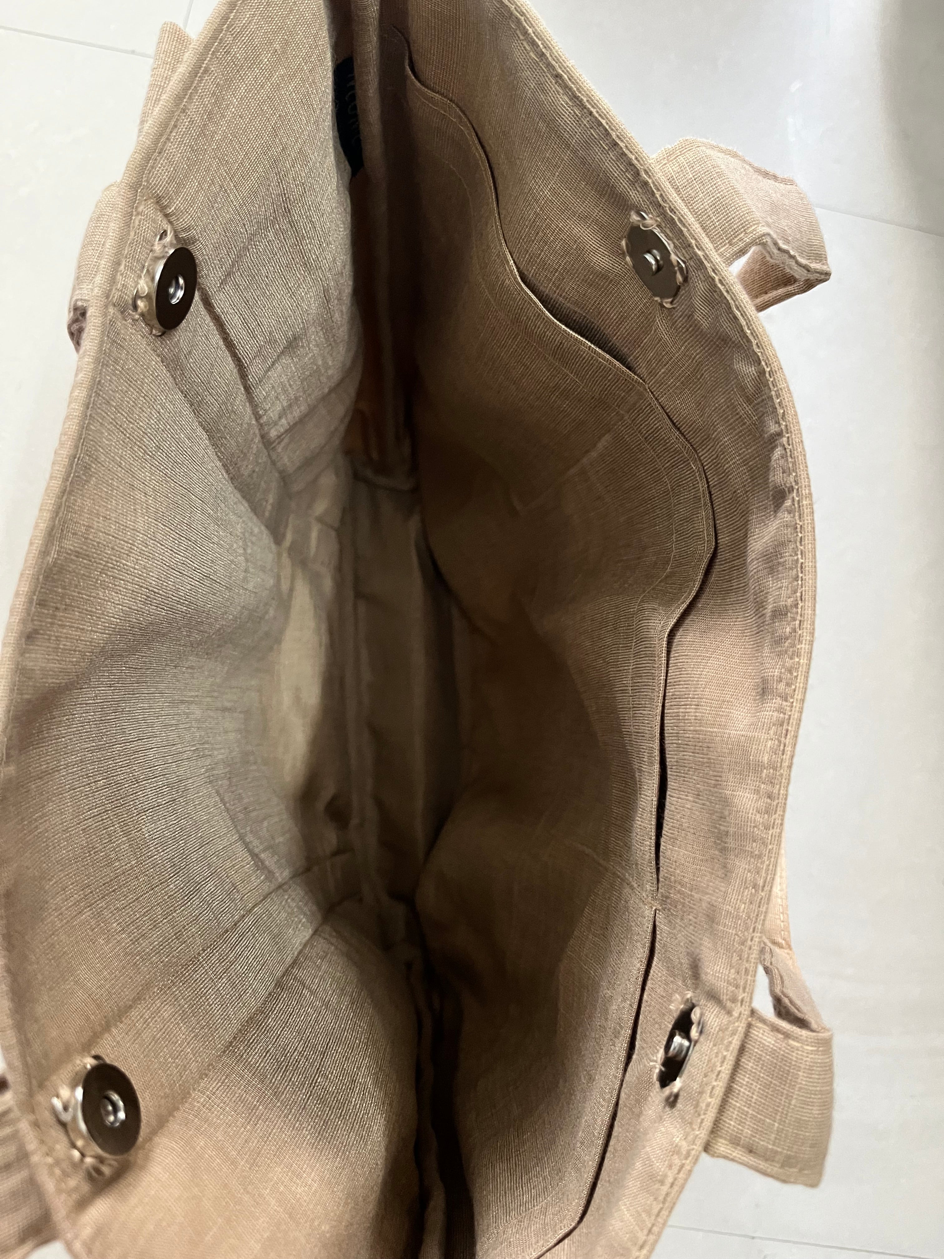 Ruffle trio handbags